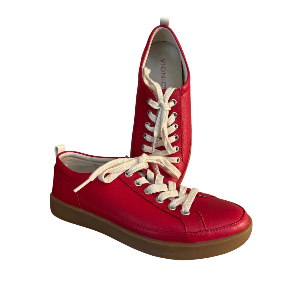 NWB Vionic Winny Sneaker Womens Size 7 Fruit Punch Red Leather Lace Up Comfort